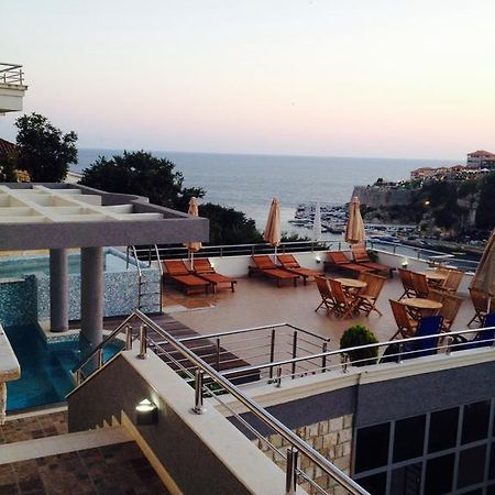Apartments Croma Улцинь Екстер'єр фото