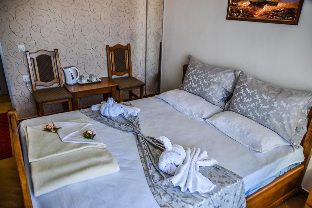 Apartments Croma Улцинь Екстер'єр фото