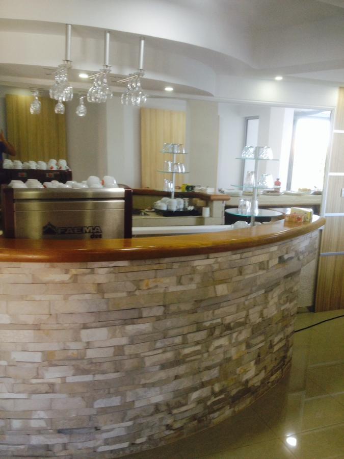 Apartments Croma Улцинь Екстер'єр фото